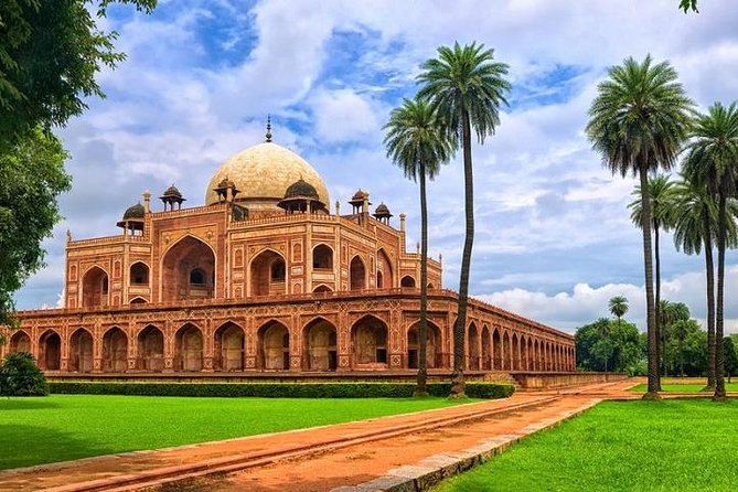 09 Hour Tour Of Delhi With India Gate Qutab Minar And Humayuns Tomb - Qutub Minar: The UNESCO Tower You Can Actually Read