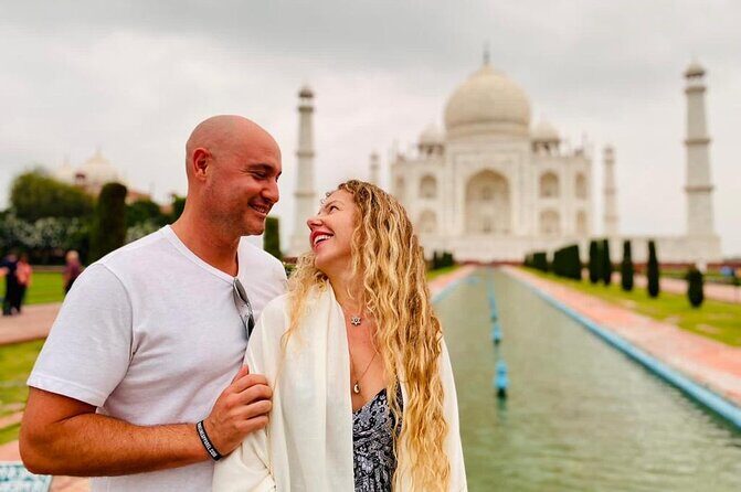 1 day Luxury Sunrise Taj Mahal Tour by Private Car - Key highlights at a glance