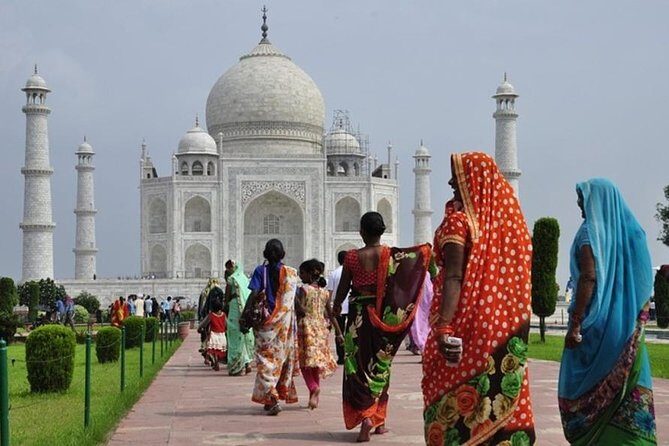 1-Day Trip to The Taj Mahal, Agra from Delhi by Super-fast Train - Why This One-Day Taj Mahal Trip Feels Efficient