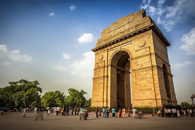 11 Days Golden Triangle & Varanasi With Luxury Accommodation,internal Flights - Luxury Hotels and Breakfast: Where the Value Actually Shows Up