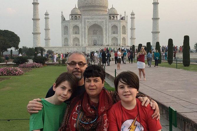 12 Hour Sunrise Taj Mahal Tour From Delhi By Private Car - Entering the Taj Mahal at first light
