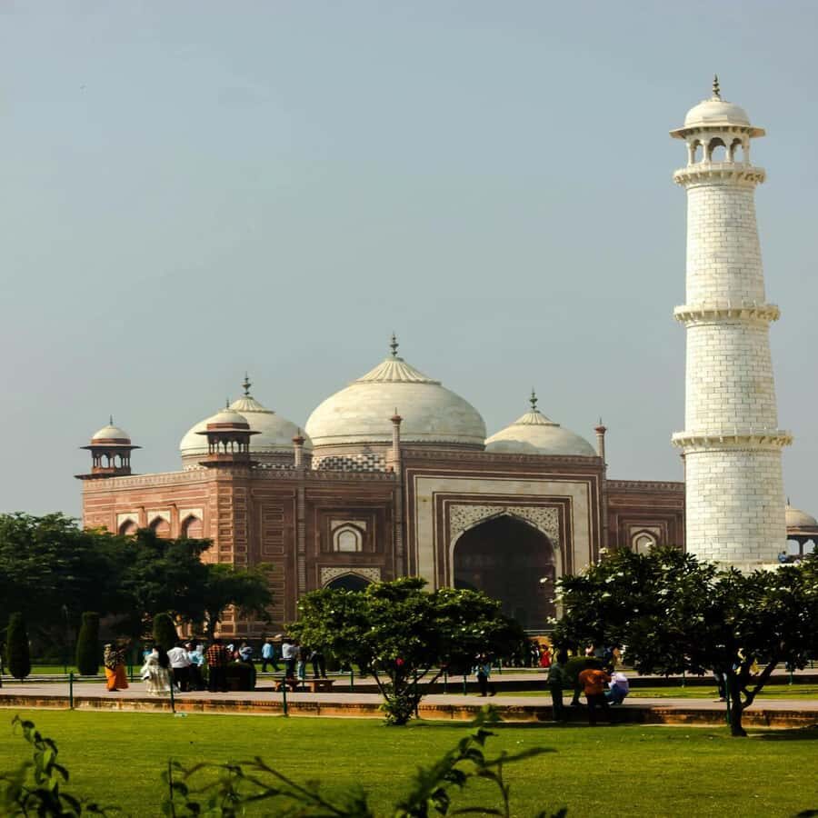 2 Day All Inclusive Taj Mahal & Agra City Tour From Banglore - Buffet lunch, bottled water, shoe cover: small inclusions that reduce friction