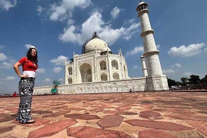 2 Days Overnight Taj Mahal and Agra Tour From Delhi - Delhi to Agra: Private Comfort on the Yamuna Expressway