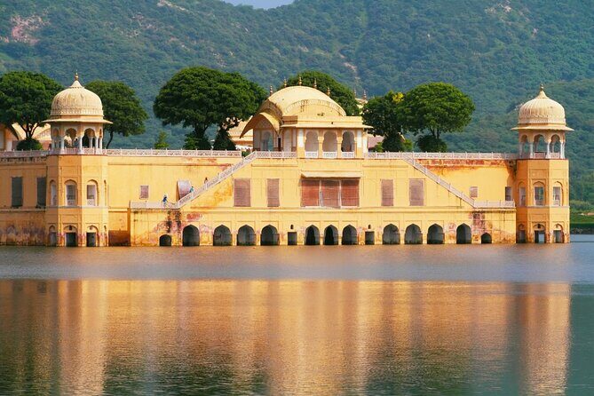 2 Days Private Golden Triangle Tour to Agra and Jaipur From Delhi - Taj Mahal and Agra Fort: The Stops You’ll Remember Most