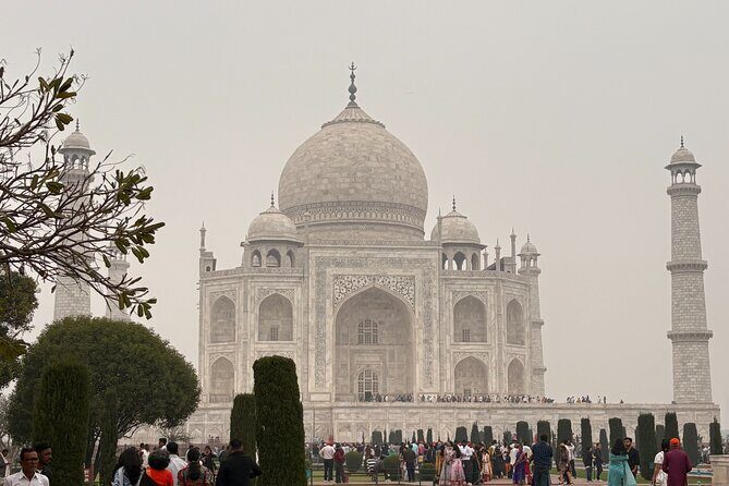 2 days Tour - Delhi Local and Sunrise Agra ( Tajmahal Tour ) - Key highlights at a glance