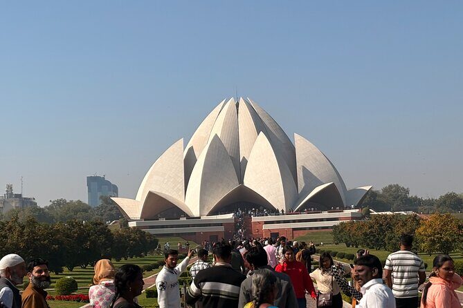 2 days Tour - Delhi Local and Sunrise Agra ( Tajmahal Tour ) - Central Delhi Highlights: Raj Ghat and India Gate in One Breath