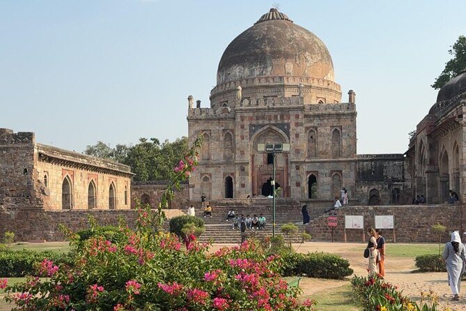 2 days Tour - Delhi Local and Sunrise Agra ( Tajmahal Tour ) - Old Delhi Morning: Jama Masjid and Chandni Chowk Street-Level Tehran? Nope—Mughal Delhi