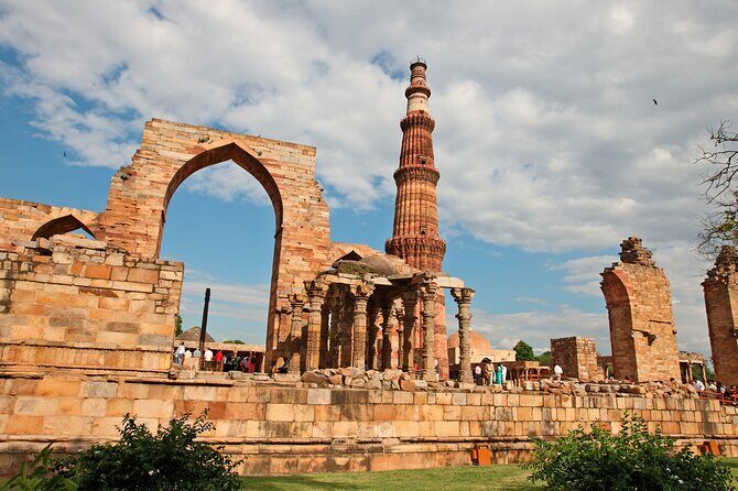 3 Day Luxury Golden Triangle Tour to Agra & Jaipur from New Delhi - Guides and pacing: why the right commentary changes the trip