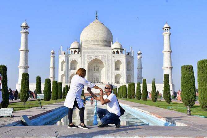 3 Days Golden Triangle Tour Delhi Agra Jaipur by Private AC Car - Day 1 in Delhi: Qutub Minar, Lotus Temple, and the Old Delhi Beat