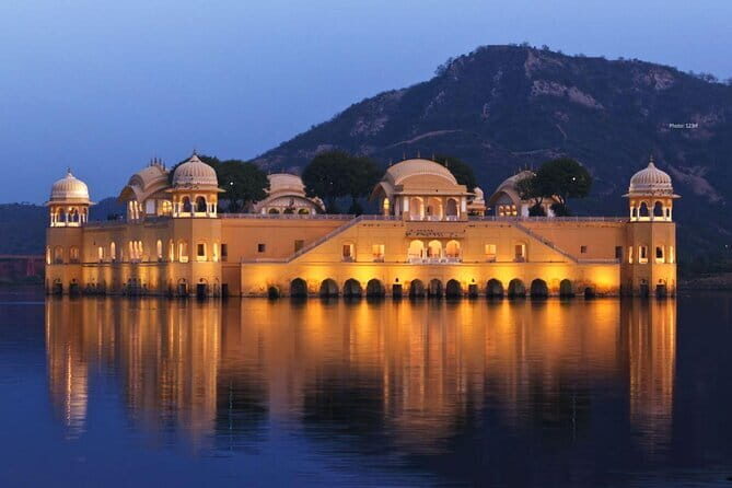 3 Days Golden Triangle Tour from Delhi by Car - Day 1 in Delhi: Old Delhi grounding and a guided New Delhi look