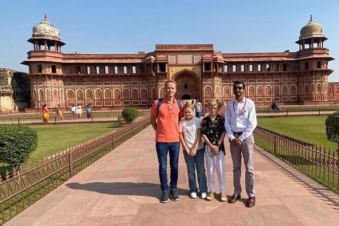 3 Days Private Golden Triangle Tour Delhi, Agra and Jaipur - Jaipur arrival and Amber Palace: the hill-fort feel