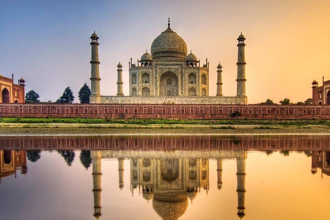 3 Days: Private Guided Tour Of Jaipur & Agra With Drop At Delhi - Day 2: Stepwell to Fatehpur Sikri to the Taj Mahal (With Sensible Timing)