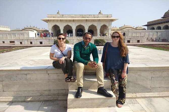 3 Days Private Luxury Golden Triangle Tour from Delhi - Transport, guides, and that private-group feel