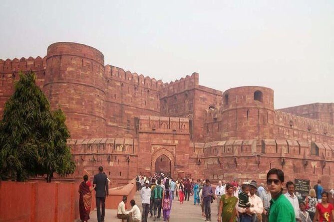 3 Days Private Luxury Golden Triangle Tour from Delhi - Day 1 in Delhi: Mughal monuments, Old Delhi lanes, and a calm Lotus pause