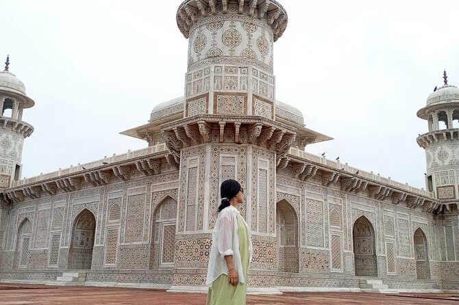 3 Days Private Luxury Golden Triangle Tour in Delhi, Agra, Jaipur - Fatehpur Sikri and Panch Mahal: A Stretch of Time Travel en Route to Jaipur