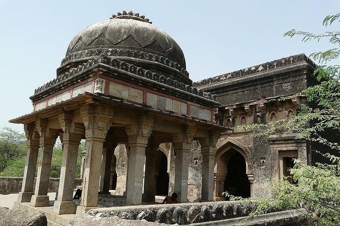 3-Hour Mehrauli Archaeological Park Ruins Walking Tour Delhi - Key highlights you’ll care about
