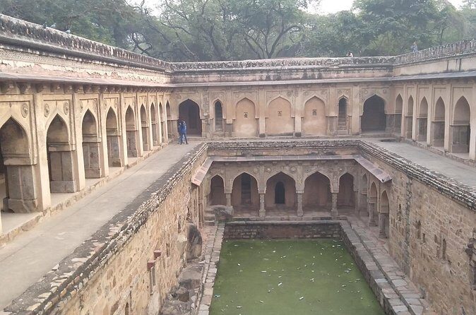 3-Hour Mehrauli Archaeological Park Ruins Walking Tour Delhi - Who should book this Mehrauli ruins walking tour