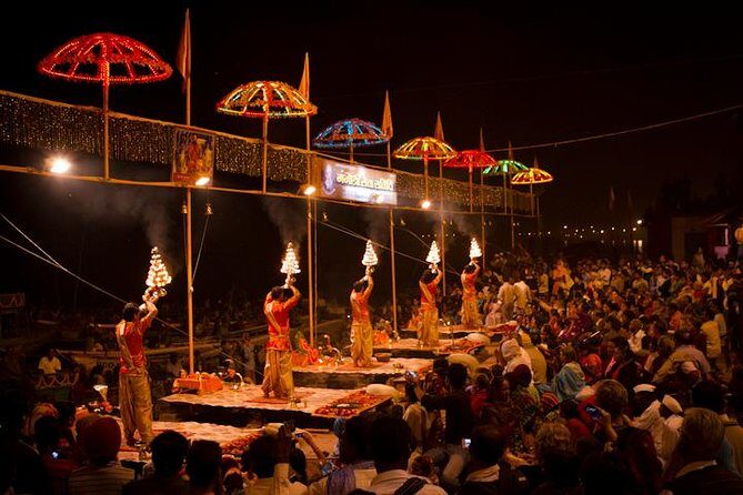 3-Night Private Tour to The Taj Mahal and Agra with Varanasi from Delhi - Rickshaw Ride to the Ganges Aarti: Evening Light, Serious Atmosphere