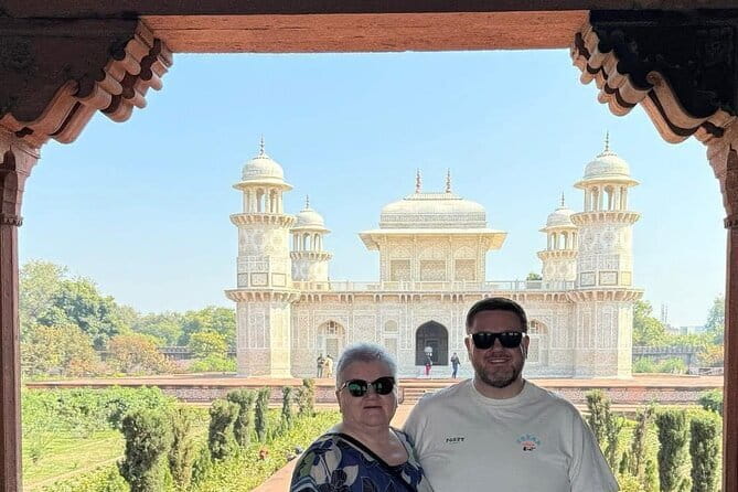 4 Days Luxury Golden Triangle Tour to Agra and Jaipur From Delhi - Price and value: what $109 per person really buys