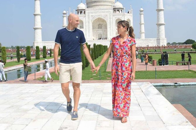 4-Days Private Luxury Golden Triangle Tour Agra Jaipur New Delhi - Day 3 Jaipur: Amber Area, Jal Mahal Photos, and Major City Palace Stops