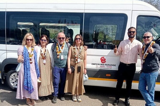 4-Days Private Luxury Golden Triangle Tour Agra Jaipur New Delhi - Why the guide matters most at these monument stops