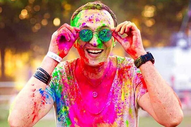 4th March - Enjoy Holi (Colour Festival) with Local Delhi Family - Meet at Sanskriti Apartments and Get Your Day Rolling