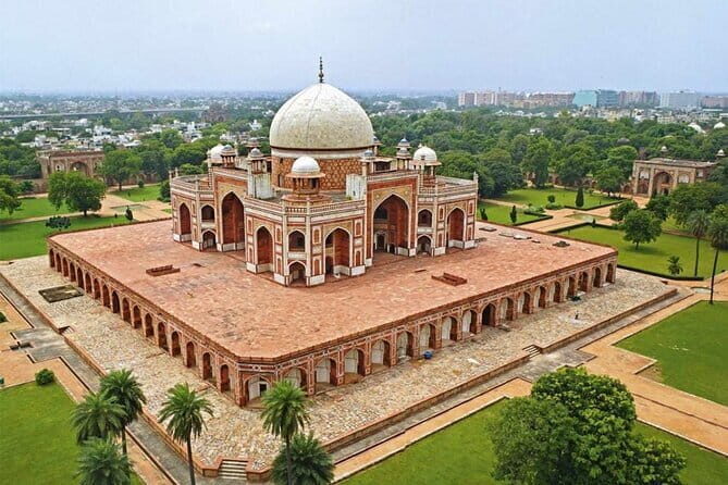 5-Day Golden Triangle Delhi Agra Jaipur Tour with Leopard Safari - Entering Agra properly: Taj Mahal, Agra Fort, and Itmad-ud-Daulah