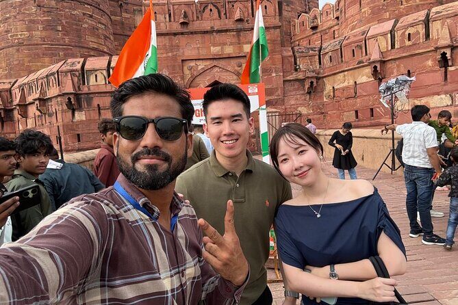 5 Days Private Luxury Golden Triangle Tour from Delhi - Delhi-to-Agra Day 2: Meeting the Taj Mahal at the right hour