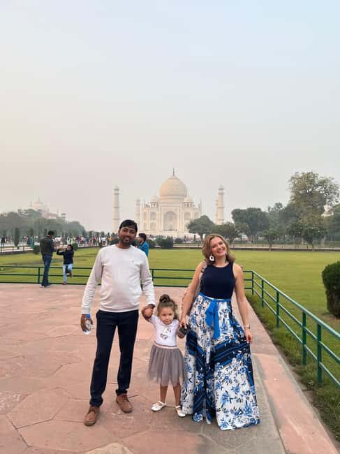 6 Day Golden Triangle Tour with Varanasi from Delhi - Jaipur in half a day: the royal skyline and the science behind it