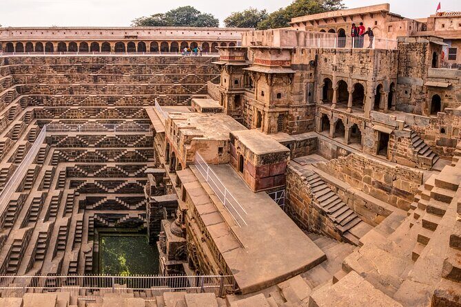 6 Days: Golden Triangle With Ranthambore Tour With 5 Star Hotels - Fatehpur Sikri: a detour that explains Mughal reach
