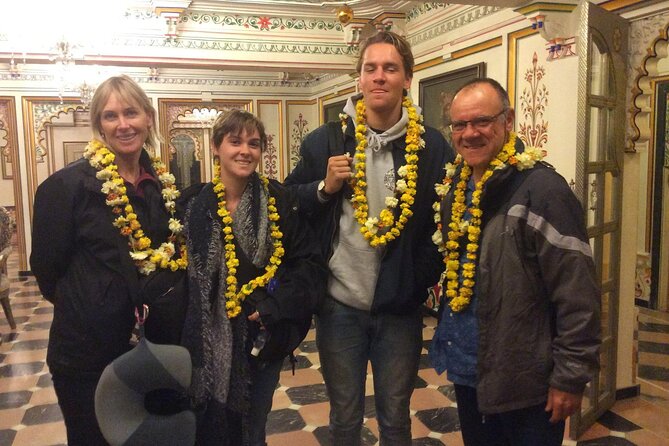6 Days Private Golden Triangle Tour Packages - Starting in Delhi with a real meet-and-greet
