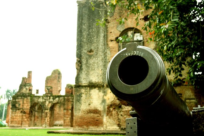 6-Hour Lucknow Sightseeing Tour with Hotel Pickup - The Residency complex: royal spaces, mosques, and tombs