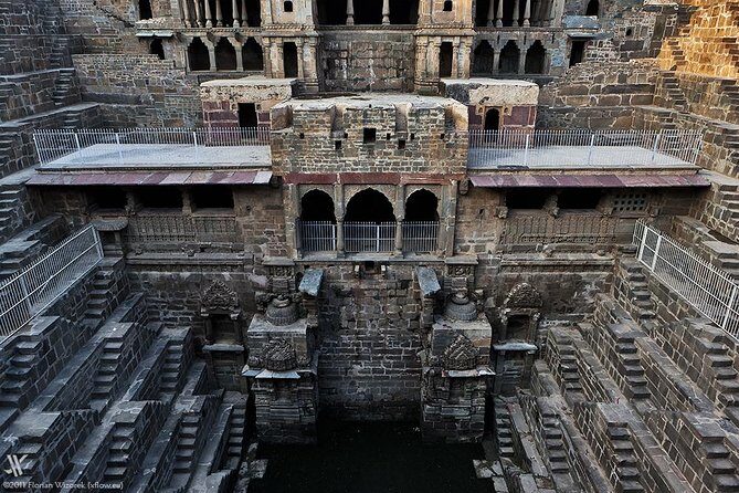 Abhaneri & Bhangarh Day Trip – Car, Guide, Lunch & Monkey Temple - Who this day trip suits best