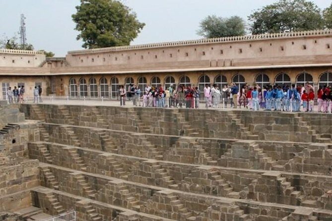 Abhaneri Chand Baori Stepwell Day Tour from Jaipur - Harshat Mata Temple: Sculpted Pillars Just Off the Main Draw