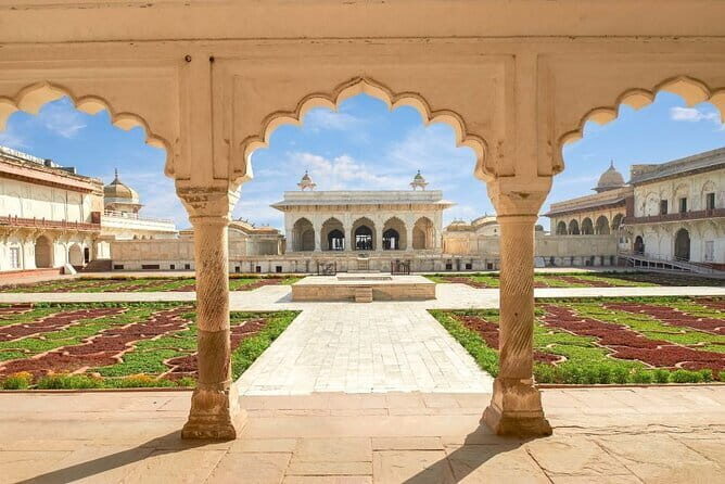 Access to the Taj Mahal skipping the Queue - Taj Mahal Tickets - Timing and real-world flow for a 1-day visit