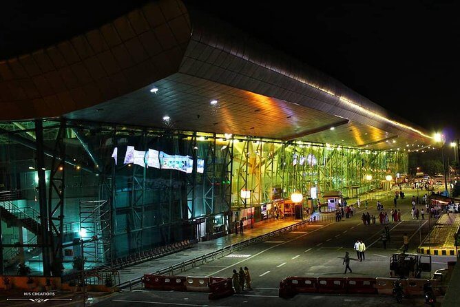Affordable Amritsar airport transfer - Meet Your Driver at Raja Sansi Road (Then Head Straight Downtown)