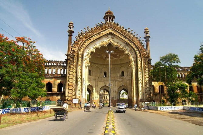 Affordable transfer from Agra to Lucknow - Agra to Lucknow Transfer: Why This Ride Works