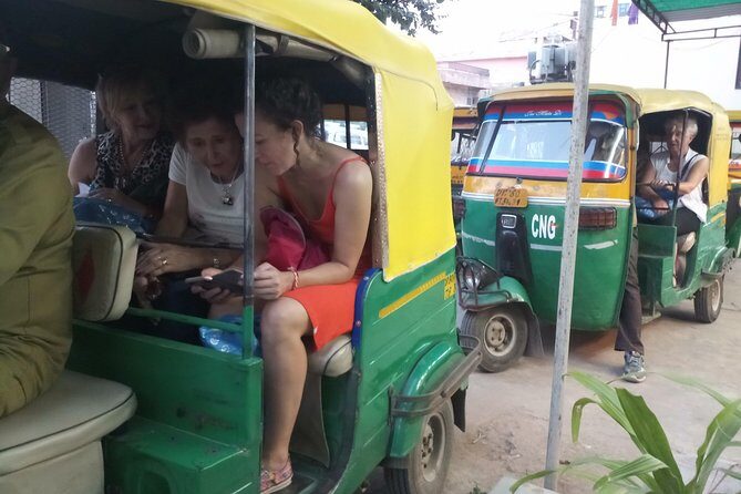 Agra: 6 Hour Tuk-Tuk / Rickshaw Tour - The best part might be the guide: Naresh and Rashid Khan as examples