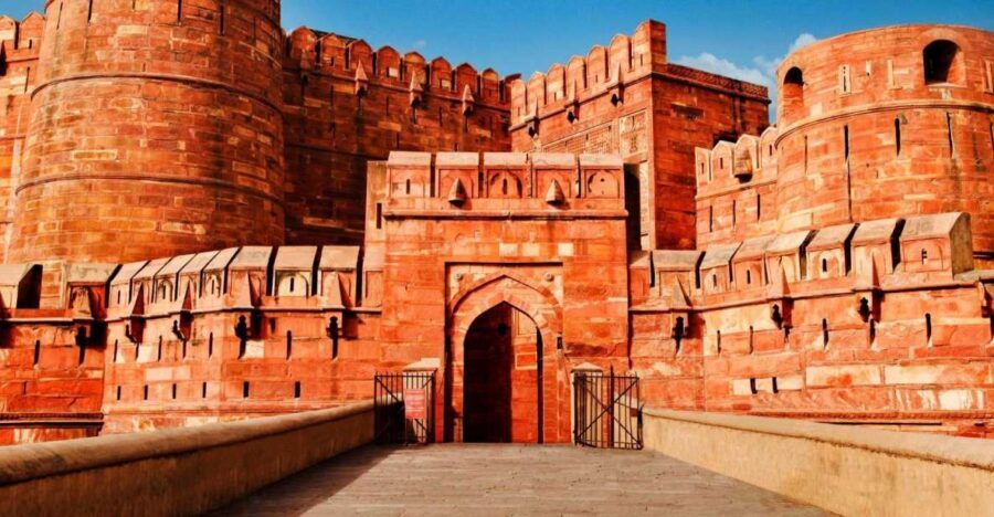 Agra: Agra Fort Skip-the-line ticket with Full Guided Tour - What You’ll See Inside Agra Fort (Akbar to Shah Jahan)