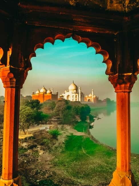Agra: Baby Taj and Mehtab Bagh Guided Walking Tour - Tips to get the most out of your 2.5 hours