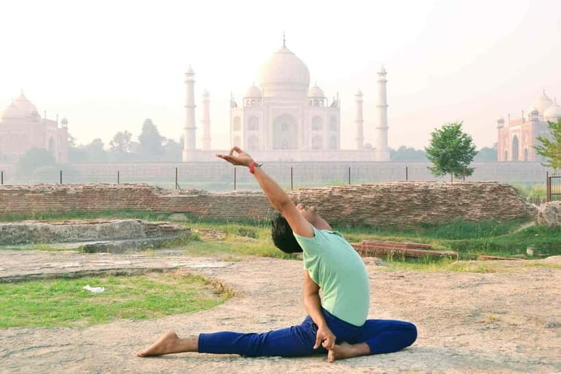 Agra: Baby Taj and Mehtab Bagh Sunset Viewpoint Tour - The inlay work demonstration: why it makes the monuments click