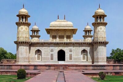 Agra: Create Your Own Itinerary - Private Tour & Transfer - Agra Fort’s Red Sandstone Drama Without the Time Suck