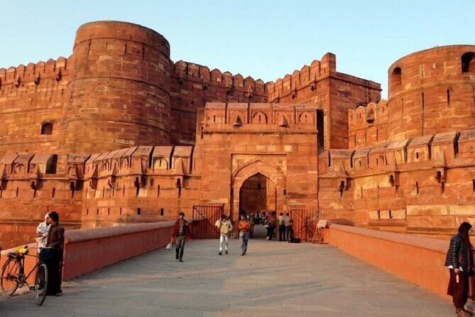 Agra: Create Your Own Itinerary - Private Tour & Transfer - Fatehpur Sikri: a short visit to Akbar’s red city