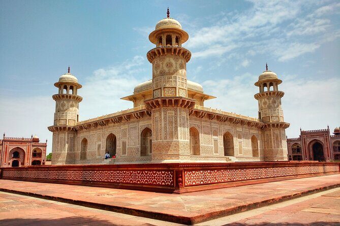 Agra Full-day Tour Taj Mahal, Agra Fort & Secret Walking Tour with Private Car - Price and value: $18 only works if you budget the entry tickets
