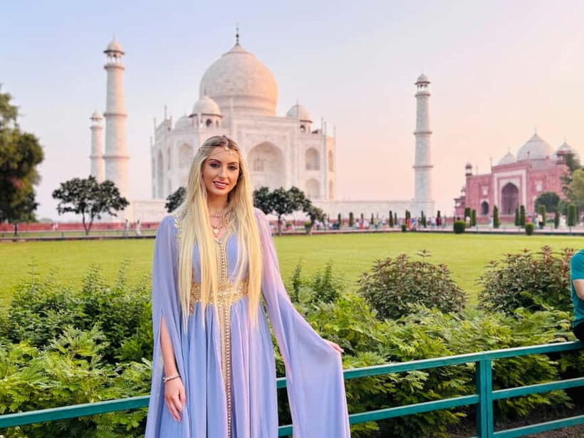 Agra Local Sightseeing with Sunrise or Sunset Experience - Skip-the-line entry at the Taj Mahal: where your time actually goes