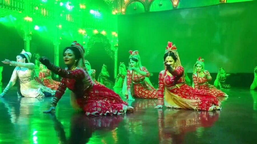 Agra: Mohabbat the Taj show tickets and agra transfers - Getting to Kalakriti: transfers that keep your evening simple
