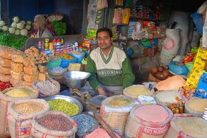 Agra Old City & Bazaar Tour, With Taj mahal & Fort. - Rickshaw ride and local transport: small comforts that save time