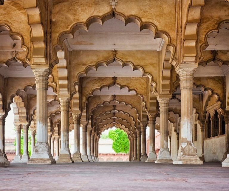 Agra: Private Taj Mahal and Agra Day Tour with Transfer - Lunch in Agra: A 5-Star Option You Can Choose (and What to Watch)