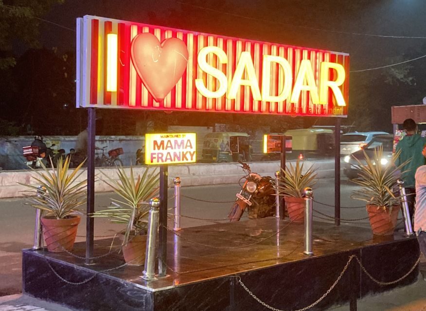 Agra: Sadar Bazar Food Market Night Walking Tour by Tuk-Tuk - Practical tips for enjoying Sadar Bazar without stress