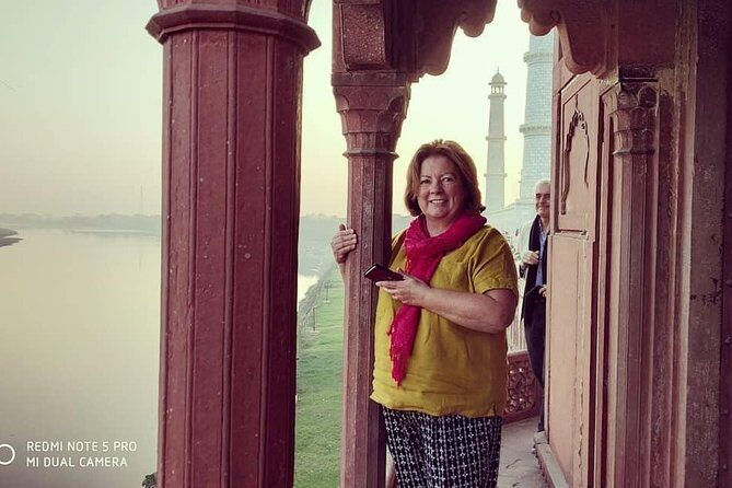 Agra Sightseeing & Shopping Tour by Private Car with Guide - A private car day in Agra: why it feels easier